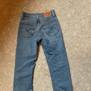 Levi’s wedgie straight